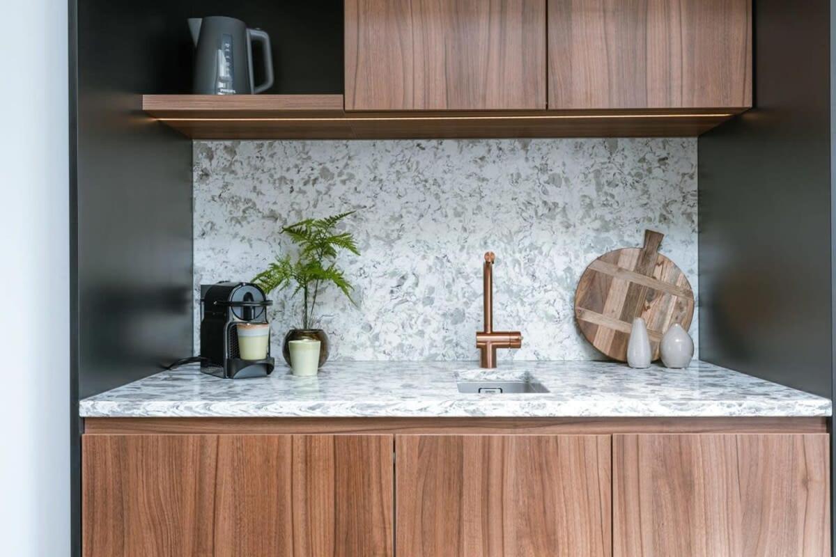 Huswell - Urban Getaway In The Heart Of Antwerp Apartment ภายนอก รูปภาพ
