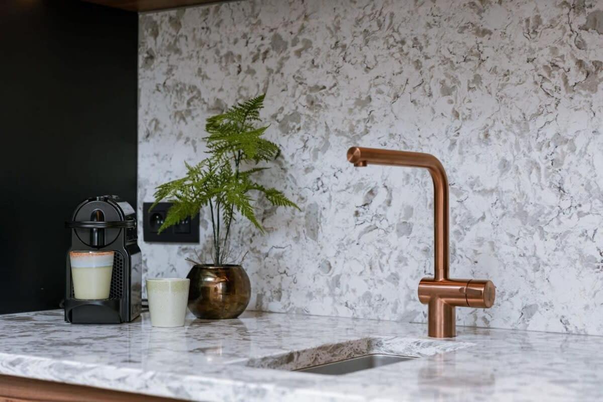 Huswell - Urban Getaway In The Heart Of Antwerp Apartment ภายนอก รูปภาพ